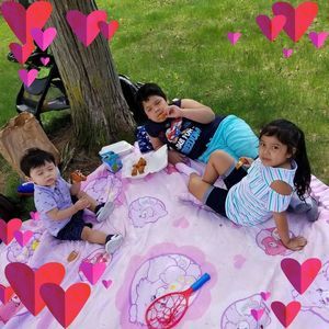 Meet your Posher, Esly